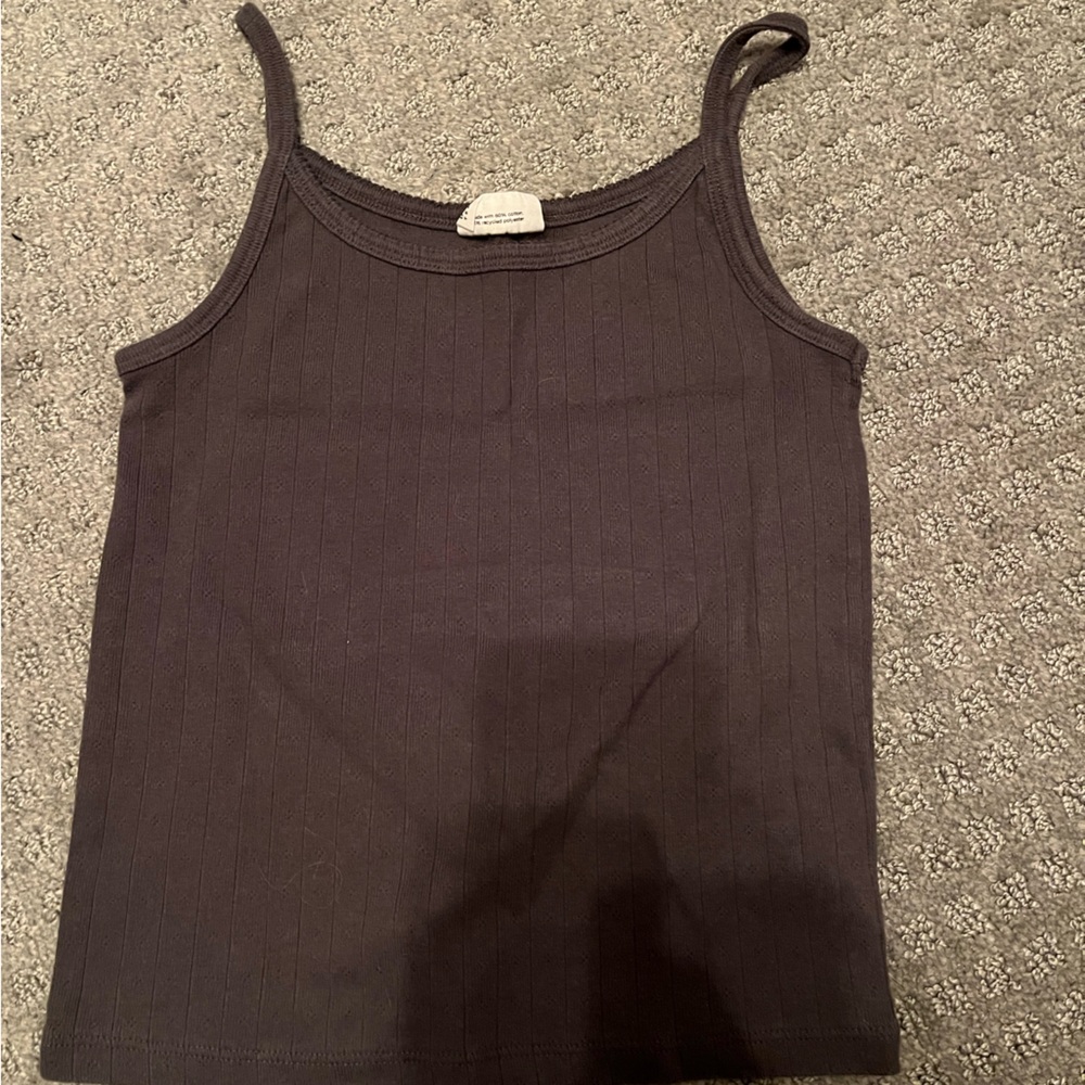 Gray tank top